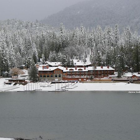 The Pines Resort & Conference Center Bass Lake Exterior photo